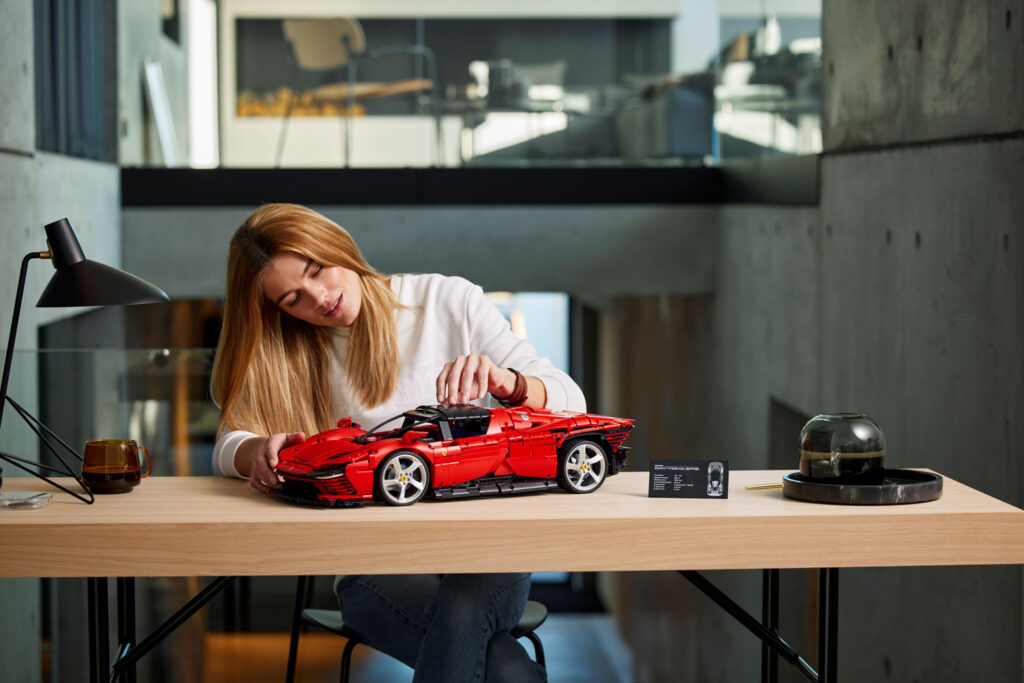 Lego huren Ferrari Daytona: uren bouwplezier